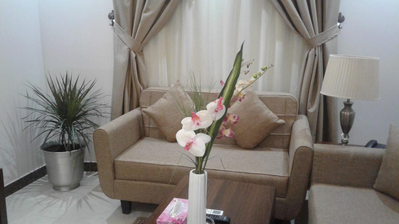 Makarem Al Olaya Suites Эль-Хубар Экстерьер фото